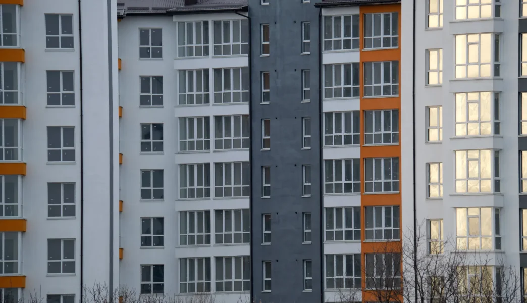 Что делать, если дом сдали, а двор — нет
